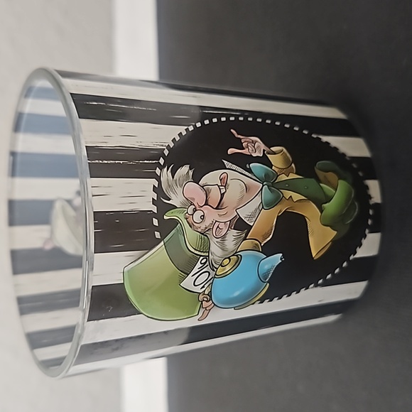 Disney's Alice In Wonderland Set Of Four Candle Holders. - Picture 6 of 9